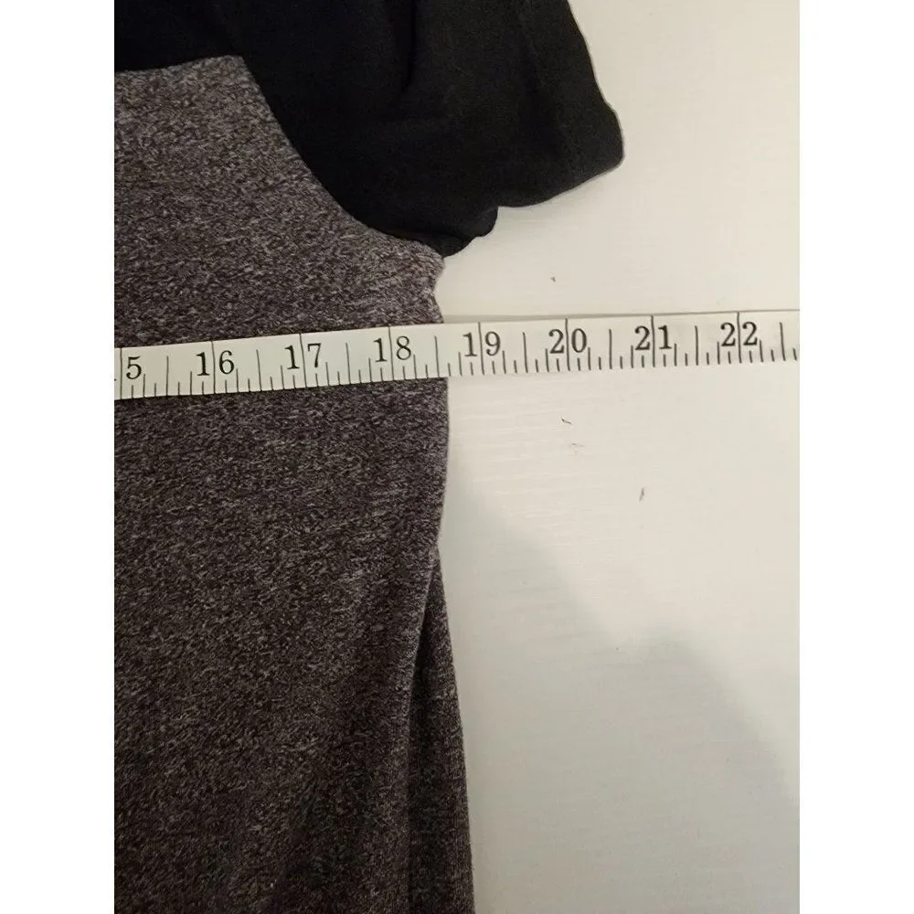 Men's Grey & Black Guess T-Shirt in a Size Medium - Picture 4 of 5